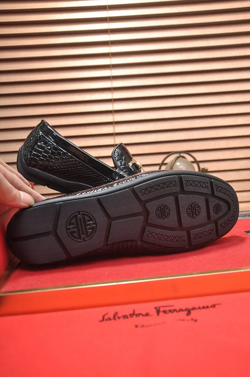 Men's shoes 💰460💶 [Ferragamo/Ferragamo] The latest model in the counter. Original imported open-sided fine cowhide hand-woven + imported 🐂 cowhide + original luxury metal buckle + original combination outsole. No pressure in comparison 38--44🎉